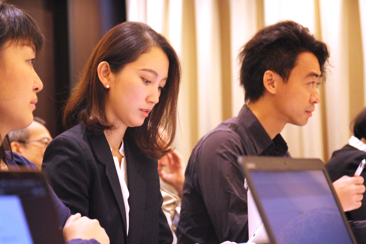  伊藤诗织以记者身份参加山口敬之记者会。