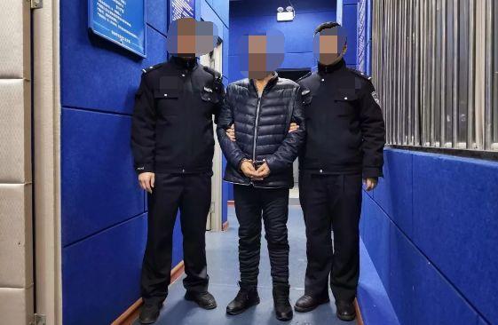 法网恢恢疏而不漏！潜逃25年命案逃犯终在白山落网...