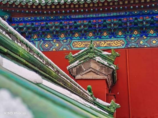 用vivo X30 Pro手机的长焦镜头带你看雪后的天坛