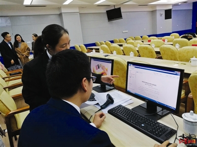 有專(兼))職檔案工作人員負責相關工作