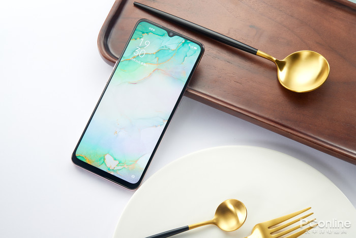 OPPO Reno3评测:5G视频手机,双防抖更清晰