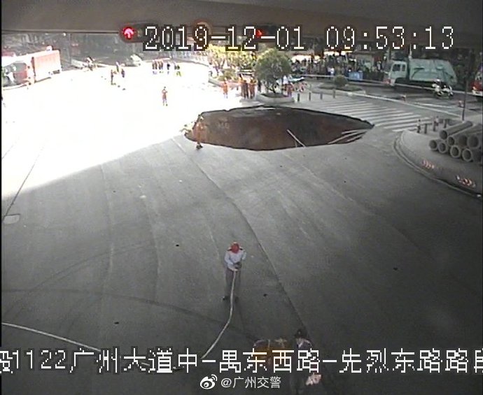 先加固后救人 广州地陷为何这样救援?