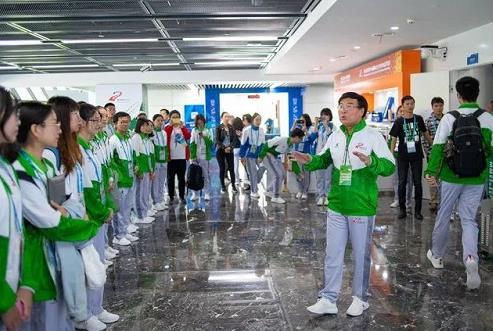 △军运会志愿者