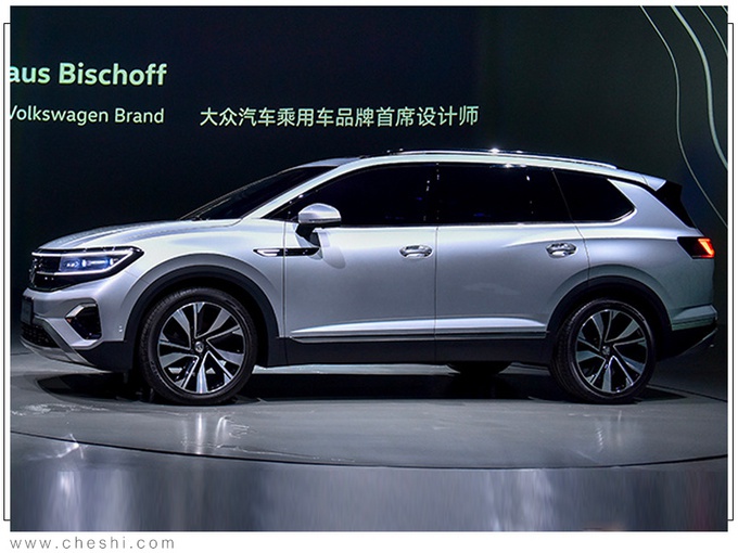 大众全新旗舰SUV,车长超5米1,配六缸发动机,最低才31万?