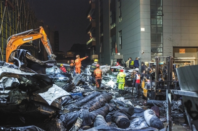 浙江海宁污水罐体倒塌致9死 涉事企业曾多次被罚