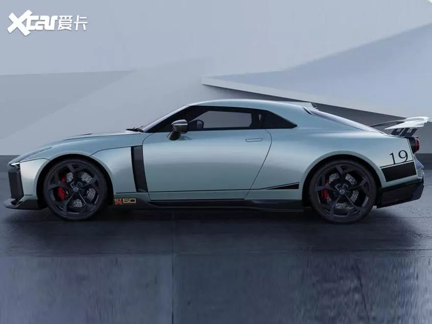 3.8T+四驱、限量50台，售价700多万的日产GT-R50香不香？