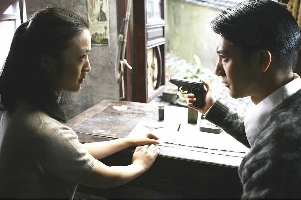 12年过去,很多人依然没看懂「色,戒」 12年过去,很多人依然没看懂「色,戒」
