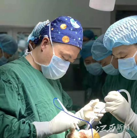邦爾集團董事長程棟先生榮獲2019年度中國十大醫生創業家