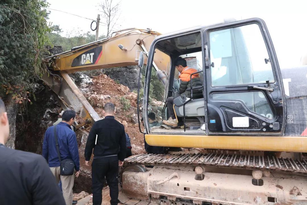 云南2年前杀人抛尸案告破 警方挖掘6天找到白骨