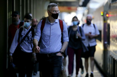 急了！美国州长喊话：不戴口罩就是自私混蛋