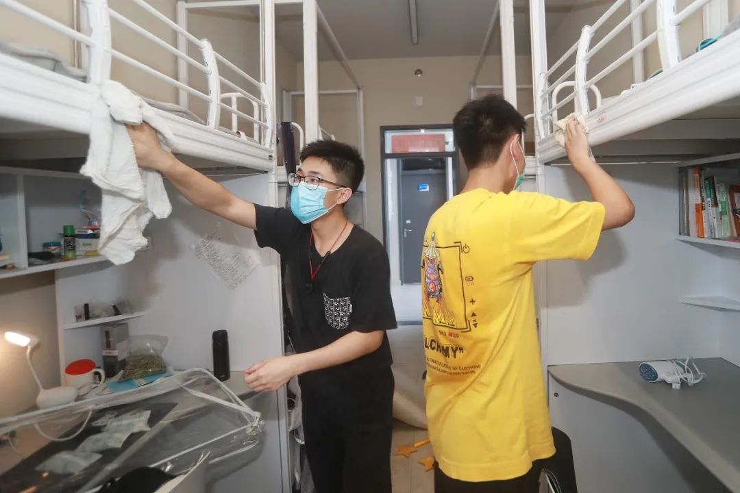 师范生免试认定教师资格、这笔退费月底前完成、推动景区门票降价……本周民生大事来了!