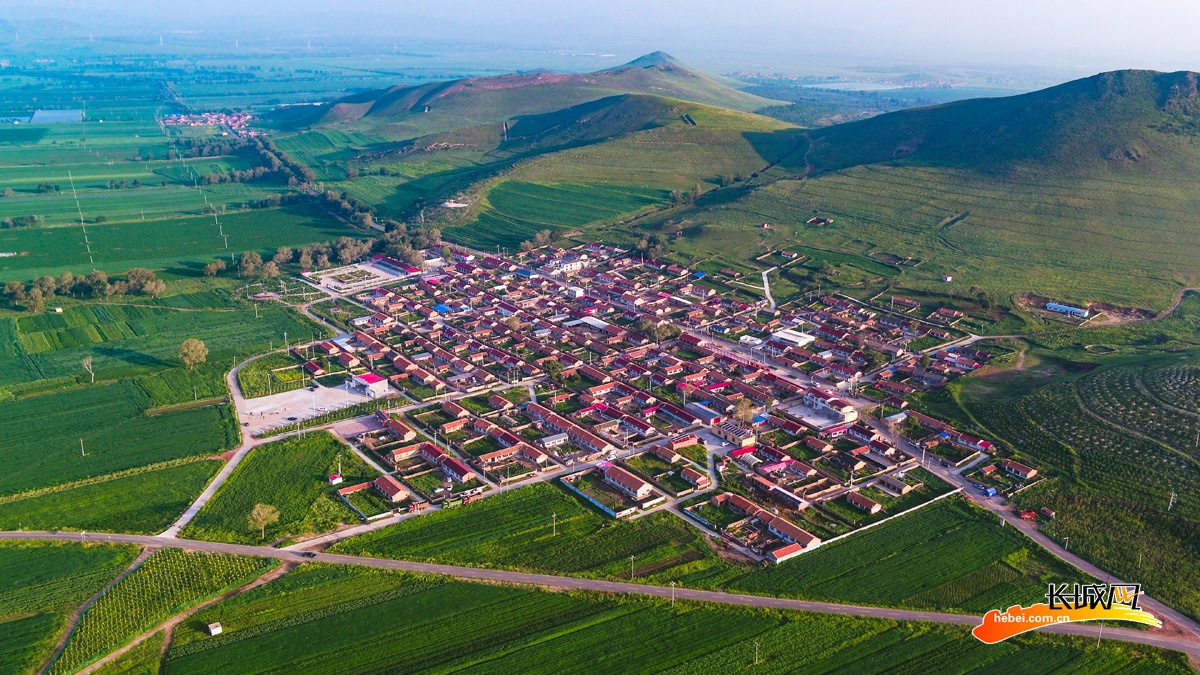 张家口沽源县GDP_滦河神韵风景区位于张家口市沽源县城东北约二十公里处,这里是沽源县最著名的景点之一 闪电河逶迤蜿蜒(2)