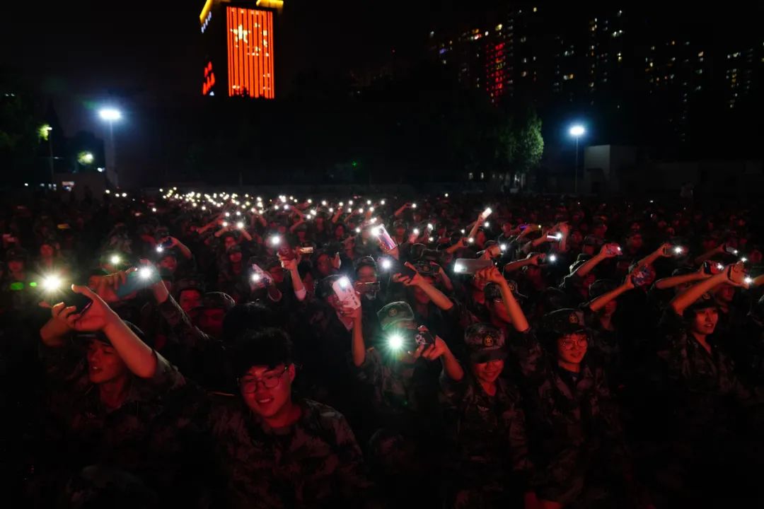 青春!立正!看谁是2020年师大“最飒连队”,快来pick吧!