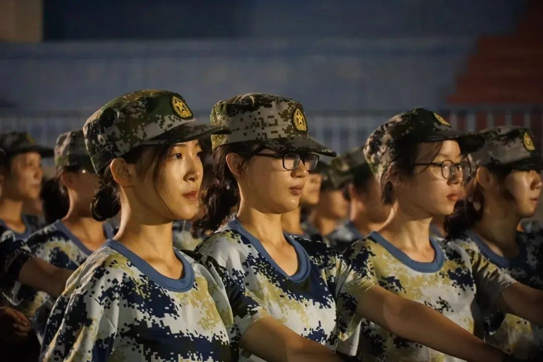 青春!立正!看谁是2020年师大“最飒连队”,快来pick吧!