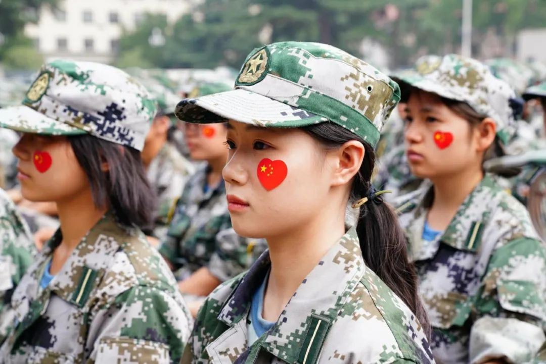 青春!立正!看谁是2020年师大“最飒连队”,快来pick吧!