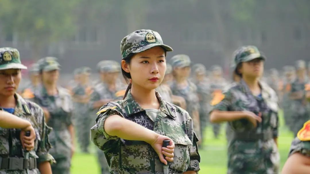 青春!立正!看谁是2020年师大“最飒连队”,快来pick吧!