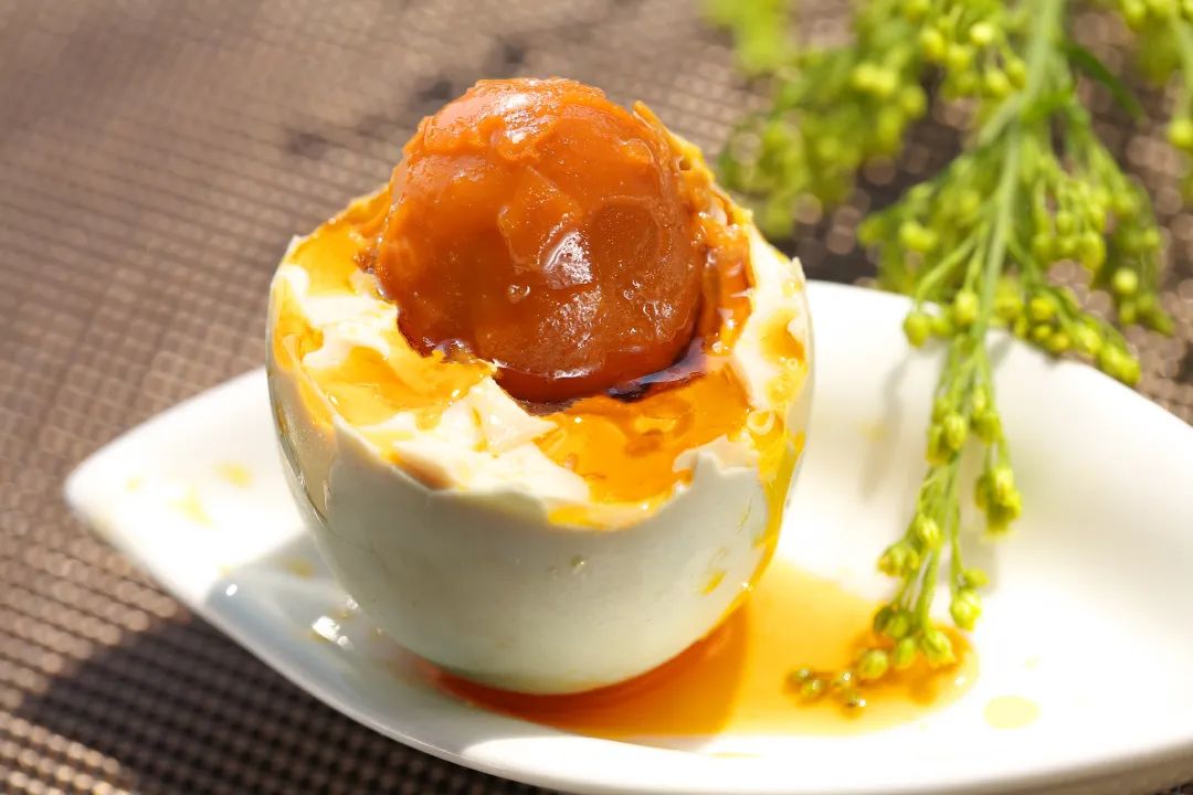 海鸭蛋是怎么煮熟的 bebe-kaqzmiw1129188.jpg