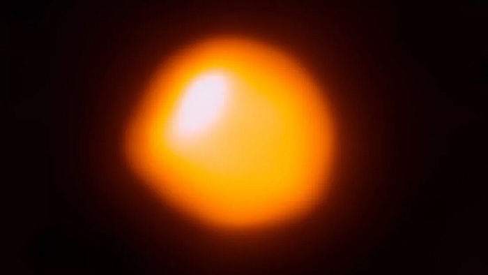 Betelgeuse 又名猎户座 α 星(图自:ALMA)