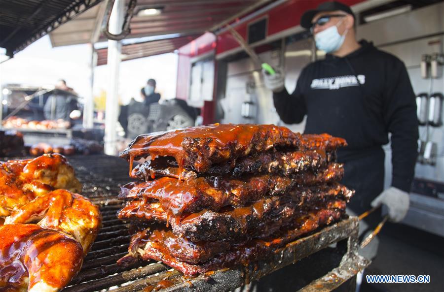 CANADA-ONTARIO-MISSISSAUGA-RIBFEST-DRIVE-THRU