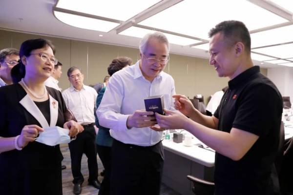 云天老总_云天文化城(2)