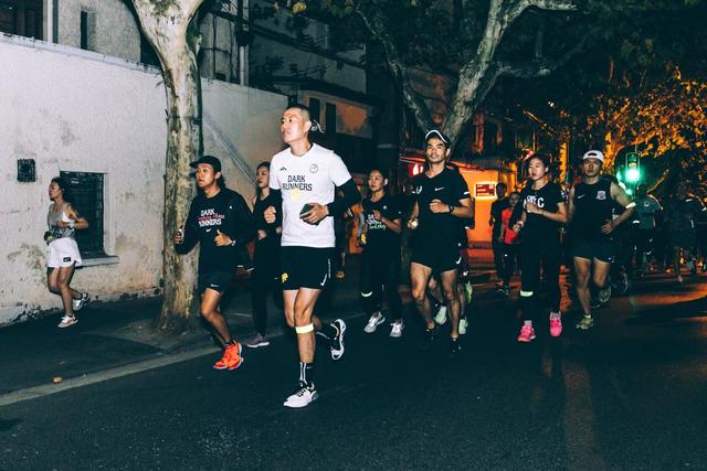 耐克跑百巷(run hai lane)正式开幕属于你的跑步故事