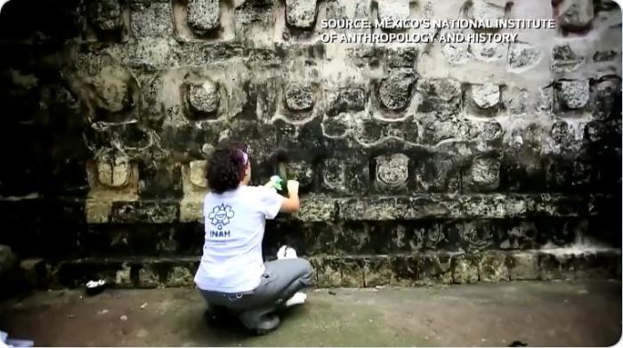  墨西哥的考古学家发现了一座玛雅文明的宫殿。（图片来源：视频截图）