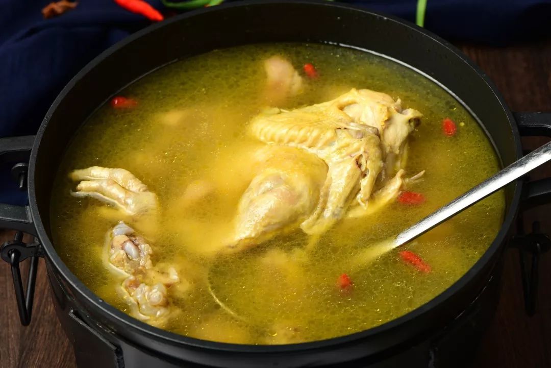 什么炖鸡有营养补钙 d875-imztzhm8680120.jpg