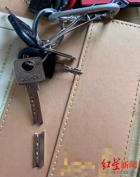 ↑一把再也无法回家的钥匙