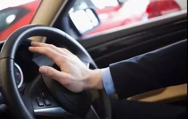 秋冬雾天行车,你不能不知道...