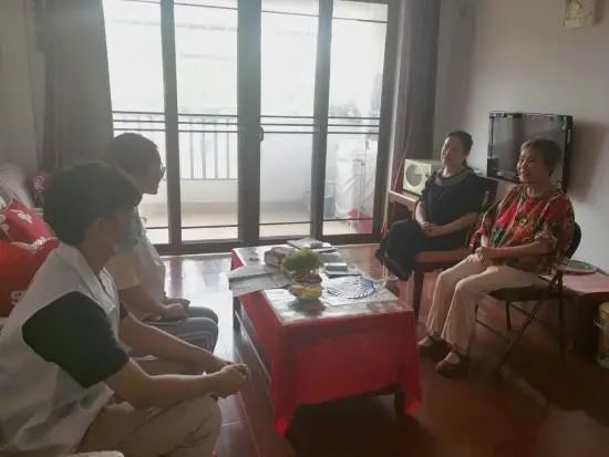 看动查滑片多图更。