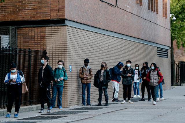 撑不下去了！纽约市感染率达到3% 美国最大学校