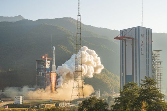 △2019年11月23日,我国在西昌卫星发射中心用长征三号乙运载火箭(及配套远征一号上面级),以“一箭双星”方式成功发射第50、51颗北斗导航卫星