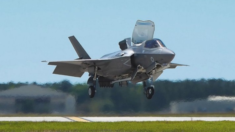 F-35B战机 图：《简氏防务周刊》