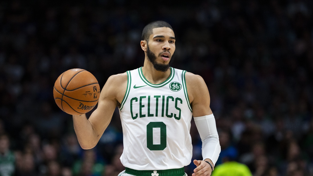 塔图姆谈近期表现挣扎 有一半都是因为投篮不进