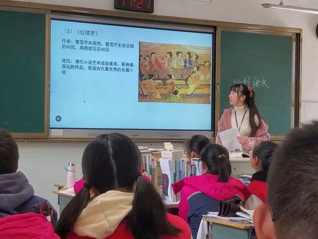 讲初登△紧有些台张心自大但满格~。
