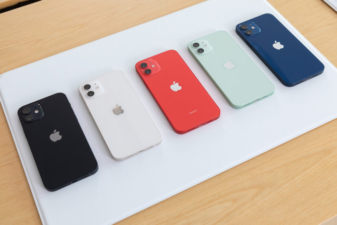 iPhone12照片,iPhone11pro照片 iphone12更新终于来了sim卡不丢失绿屏未解决