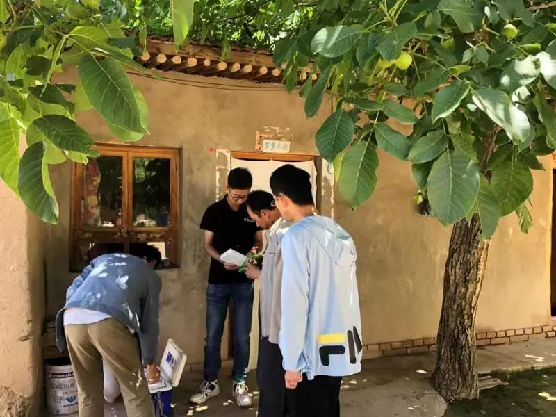 队为团图访地走实。