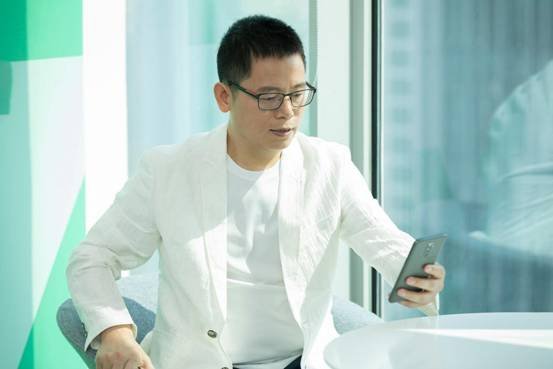 realme 创始人兼CEO李炳忠
