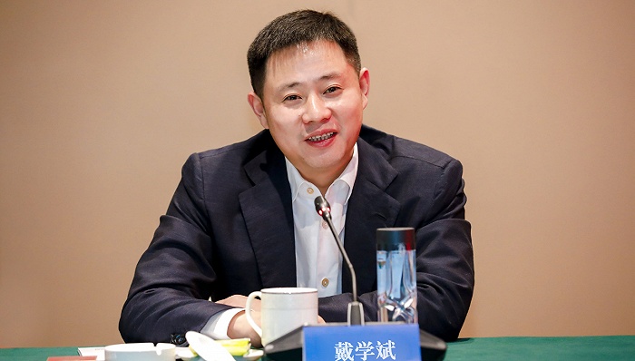 蓝润集团董事长_山东荣成蓝润集团图片