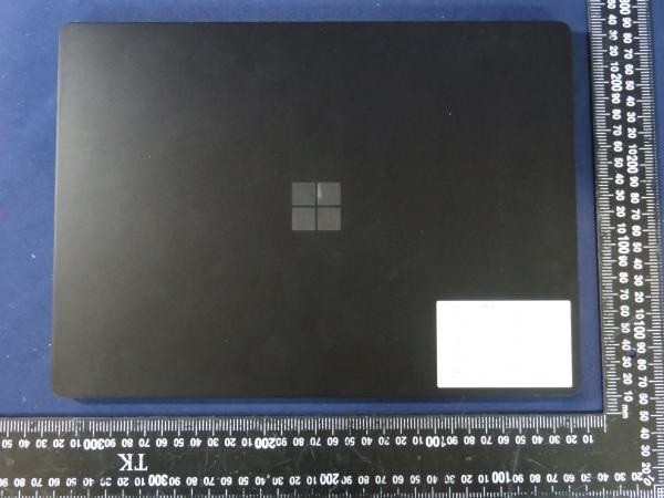 Surface Pro 8被曝 8d47-kentcvx7993457.jpg