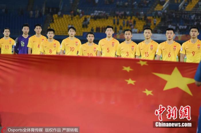 资料图:1月9日,中国国奥迎来与韩国国奥的奥预赛首战在泰国打响,本场比赛国奥队球员多次形成破门良机,可惜未能转化为进球。比赛最后时刻,韩国队李东俊完成绝杀,最终中国国奥0:1憾负韩国国奥。图片来源:Osports全体育图片社