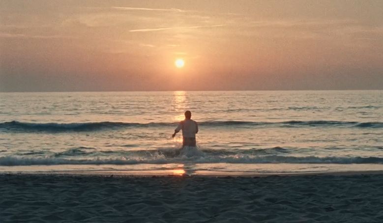 打败《小丑》拿下影帝,他凭什么 打败《小丑》拿下影帝,他凭什么