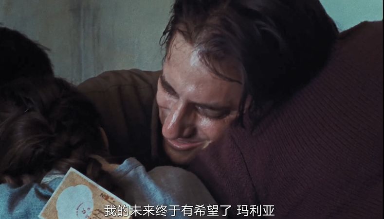 打败《小丑》拿下影帝,他凭什么 打败《小丑》拿下影帝,他凭什么