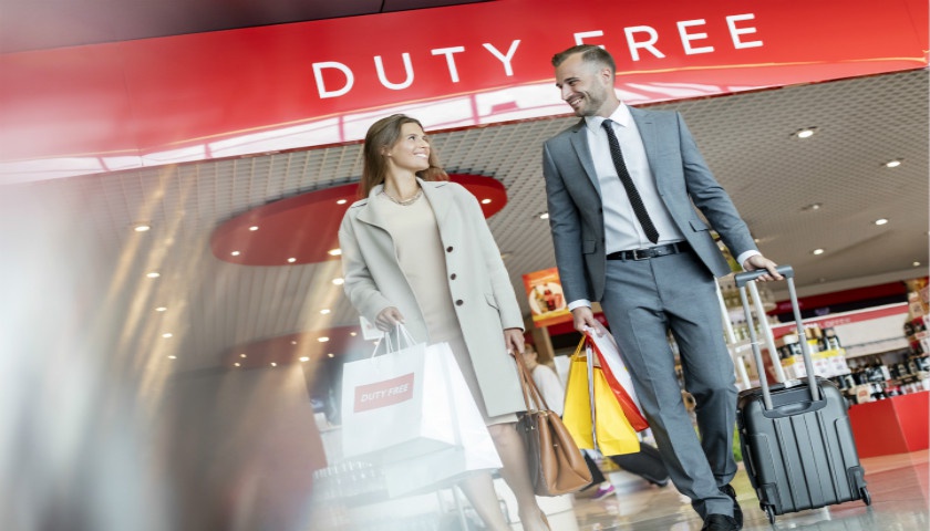 别被靓丽业绩迷了眼 白马股中国国旅面净利增速