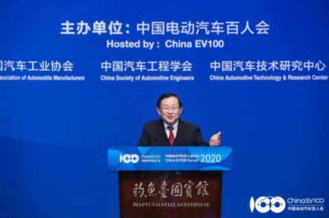 万钢：建议新能源汽车补贴年底前不退坡