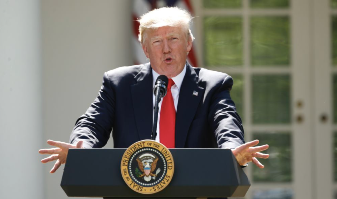 2017年6月1日，美国总统特朗普在华盛顿白宫发表讲话。特朗普当日宣布，美国将退出应对全球气候变化的《巴黎协定》。（新华社/路透）