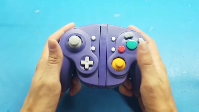 国外手工狂人打造NGC版Switch Joy