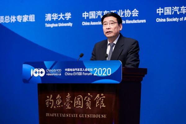 苗圩预计汽车市场两年内触底企稳 新能源长期向好