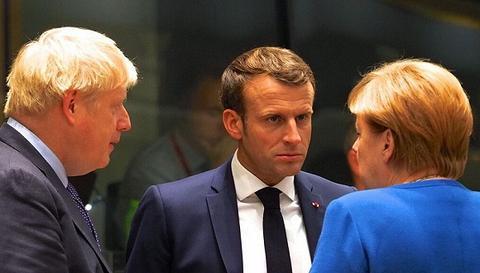 资料图:英国首相约翰逊、法国总统马克龙和德国总理默克尔(图源:欧盟)