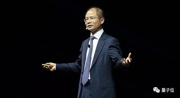 华为老兵侯金龙：24年前余承东招入 今挂帅华为